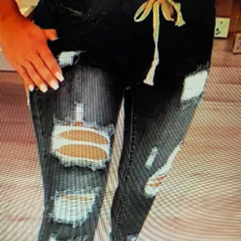 CLEARANCE SALE!!  super comfy elastic waist ripped skinny jeggings